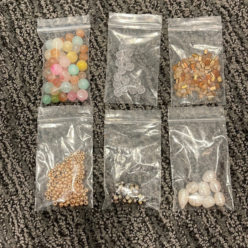💥2/$9 — Bundle of beads